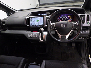 HONDA STEP WAGON 2012
