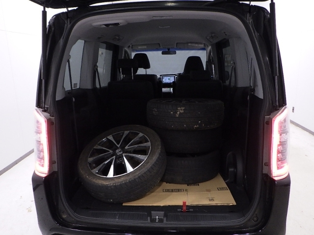 HONDA STEP WAGON 2012