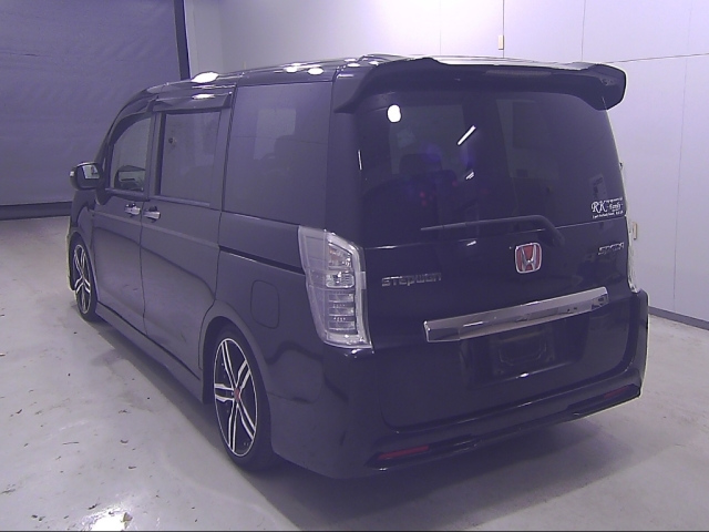 HONDA STEP WAGON 2012