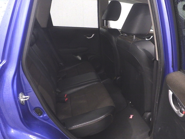 HONDA FIT SHUTTLE 2012