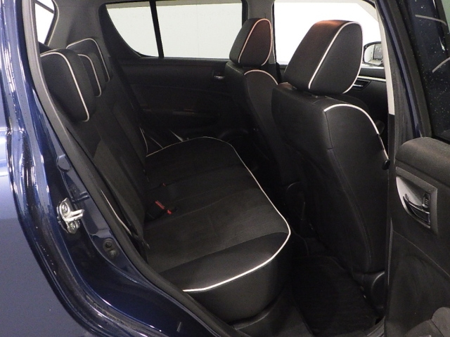 SUZUKI SWIFT 2015