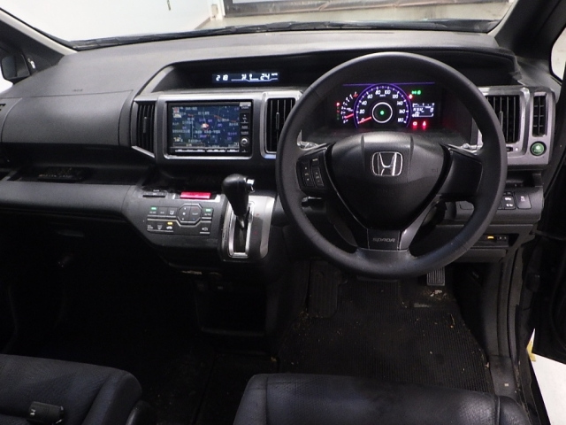 HONDA STEP WAGON 2010