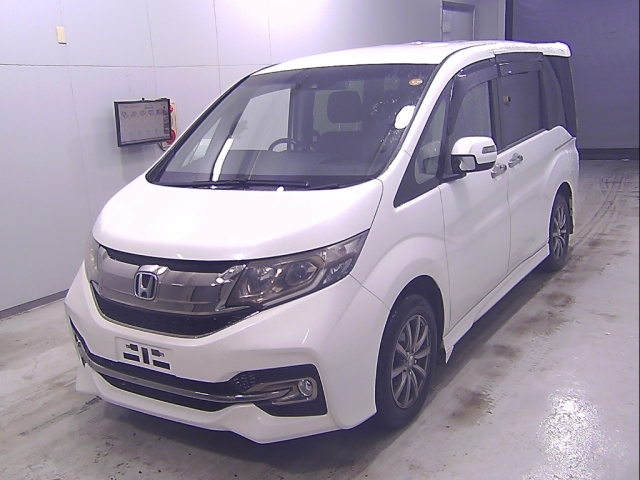 HONDA STEP WAGON 2017