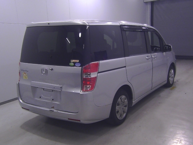 HONDA STEP WAGON 2011