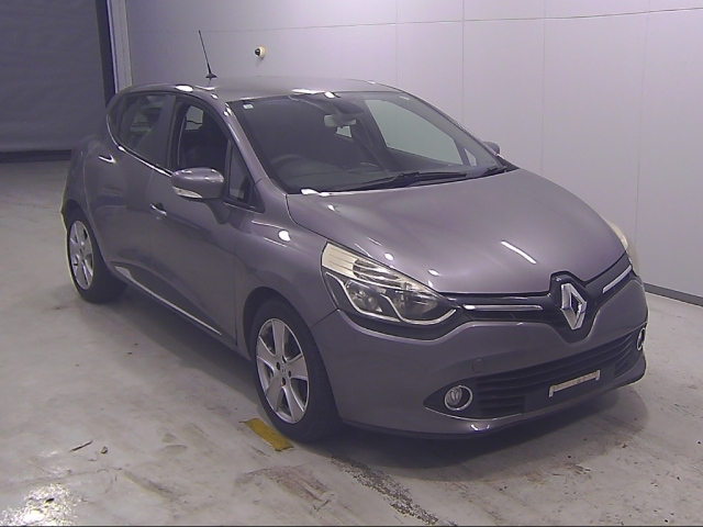 RENAULT LUTECIA 2014