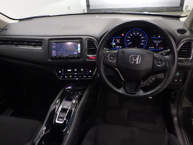 HONDA VEZEL 2015