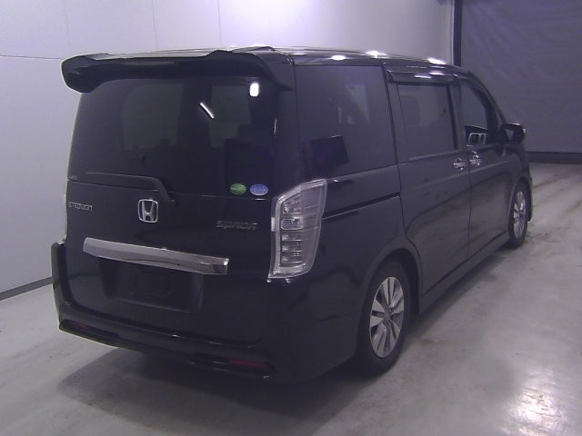 HONDA STEP WAGON 2014