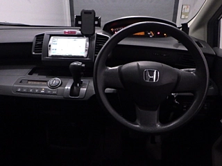HONDA FREED 2009