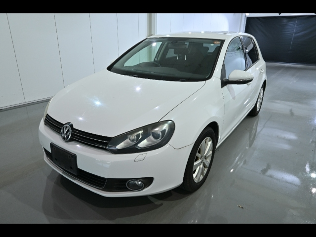 VOLKSWAGEN GOLF 2013