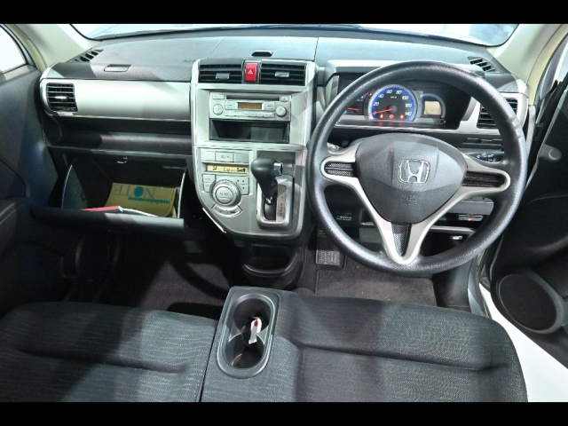 HONDA ZEST 2010