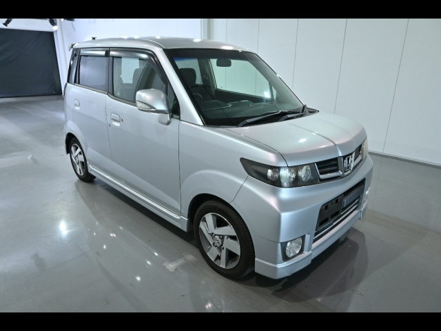 HONDA ZEST 2010