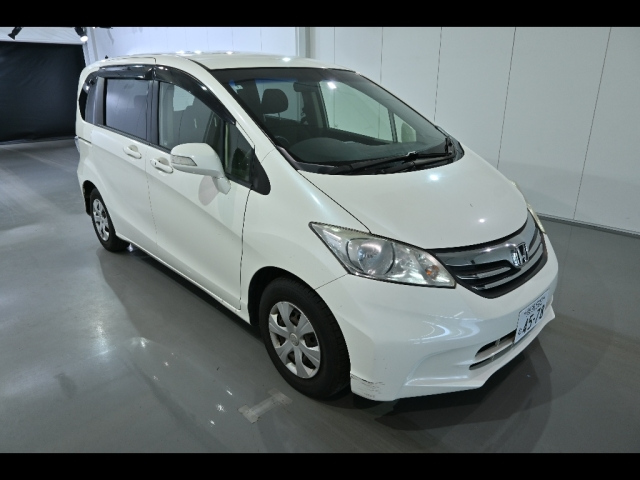 HONDA FREED 2012