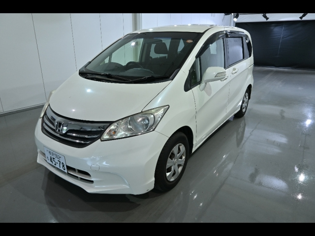 HONDA FREED 2012