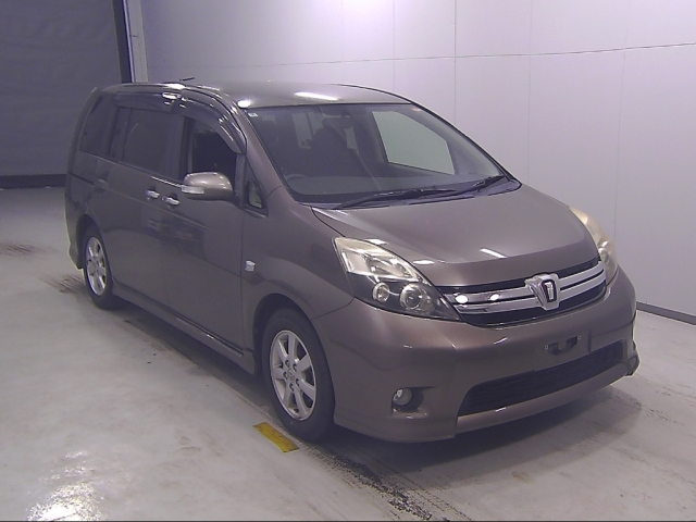 TOYOTA ISIS 2012