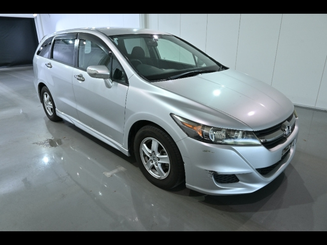 HONDA STREAM 2010