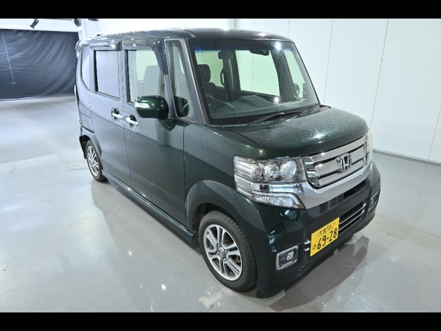 HONDA N BOX 2017