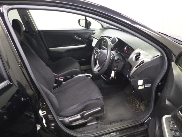 HONDA STREAM 2014