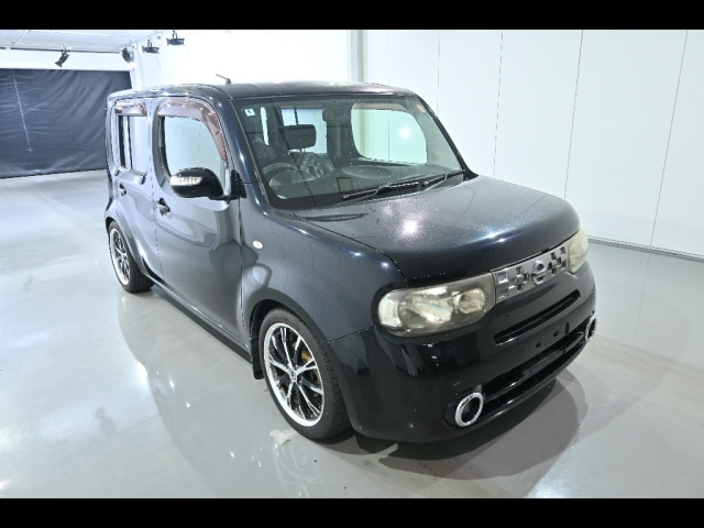 NISSAN CUBE 2010