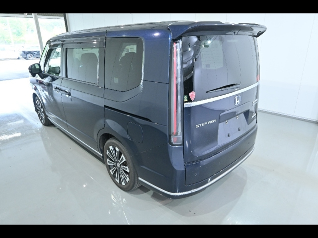 HONDA STEP WAGON 2022