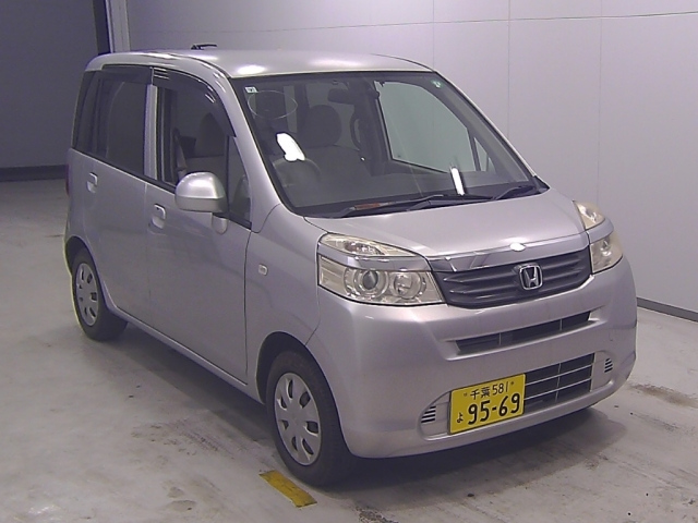 HONDA LIFE 2011