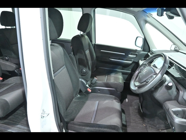 HONDA STEP WAGON 2019