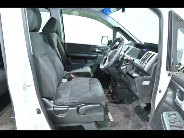 HONDA STEP WAGON 2013