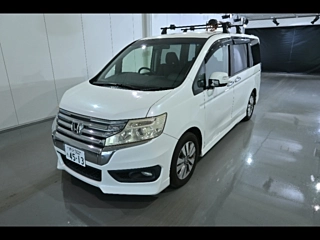 HONDA STEP WAGON 2013