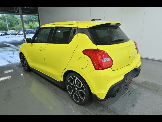 SUZUKI SWIFT 2023