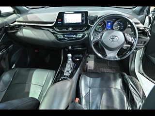 TOYOTA C-HR 2017