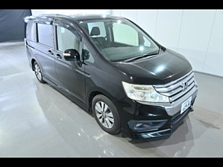 HONDA STEP WAGON 2013