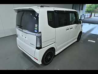 HONDA N BOX 2017