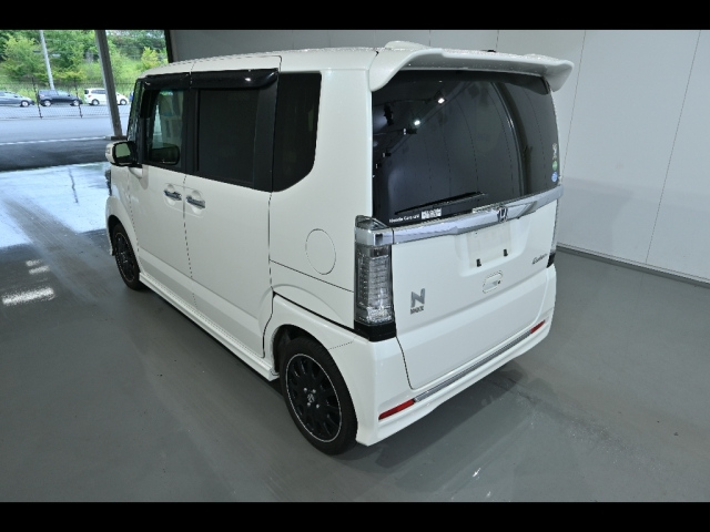 HONDA N BOX 2017