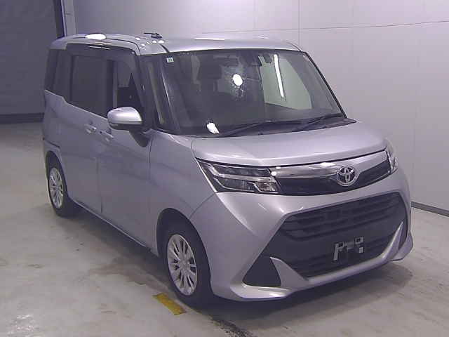 TOYOTA TANK 2018
