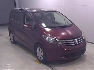 HONDA FREED 2010