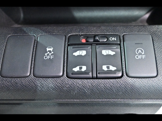 HONDA STEP WAGON 2012