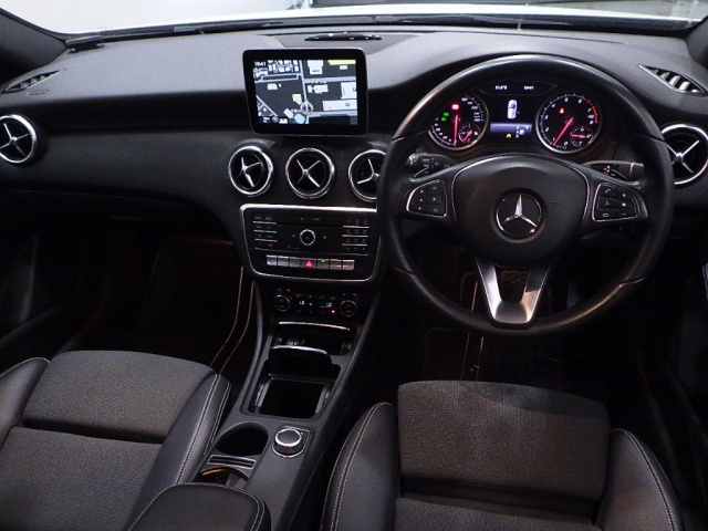 MERCEDES BENZ A CLASS 2016