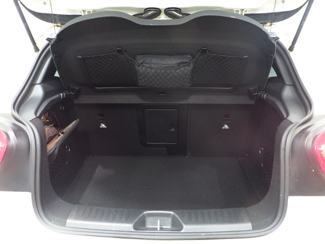 MERCEDES BENZ A CLASS 2016