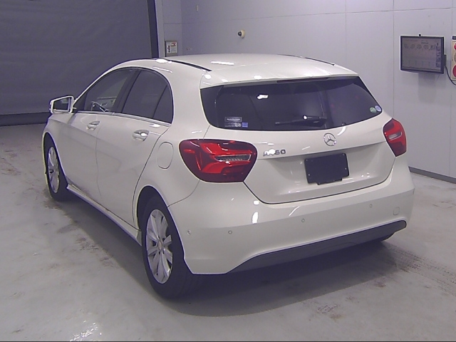 MERCEDES BENZ A CLASS 2016