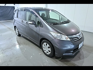 HONDA FREED 2012