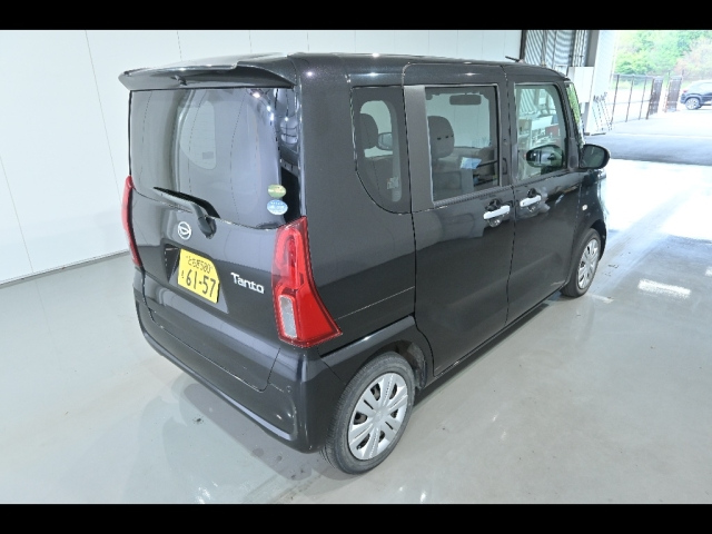 DAIHATSU TANTO 2019