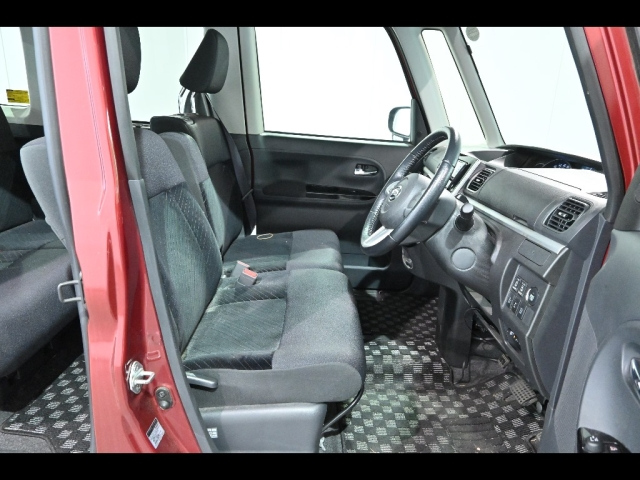 DAIHATSU TANTO 2014