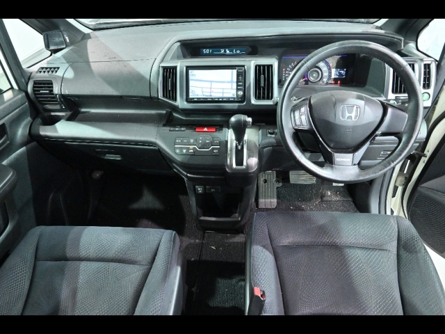 HONDA STEP WAGON 2010