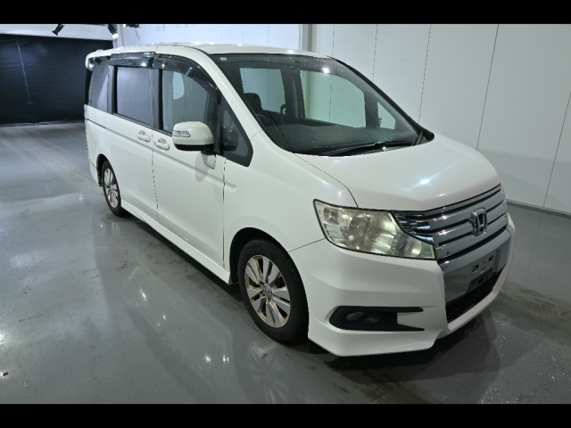 HONDA STEP WAGON 2010