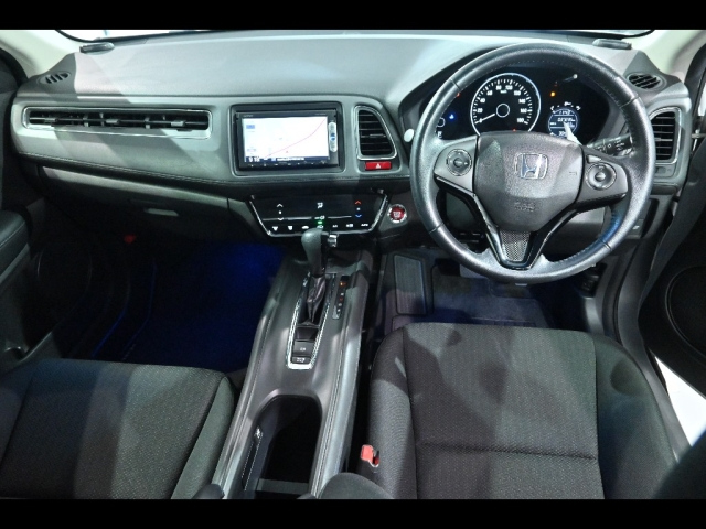 HONDA VEZEL 2014