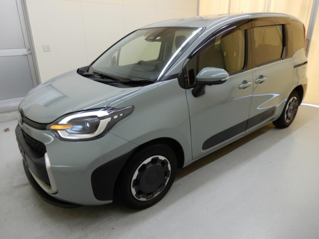 TOYOTA SIENTA 2022