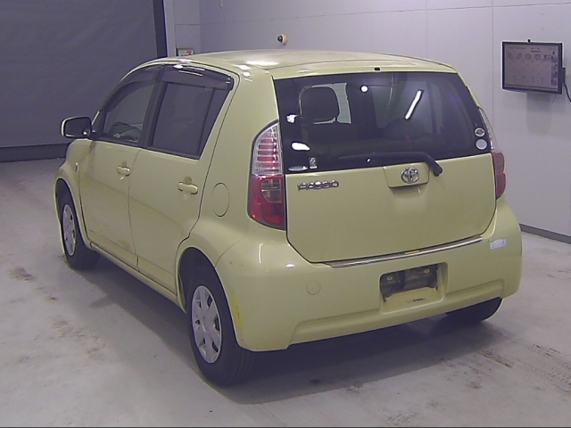 TOYOTA PASSO 2010