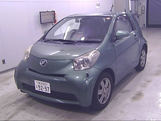 TOYOTA IQ 2010