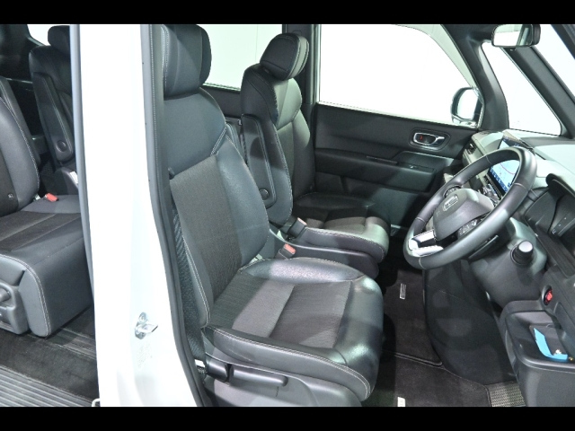 HONDA STEP WAGON 2022