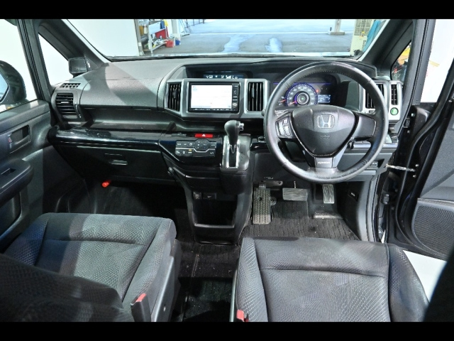 HONDA STEP WAGON 2010