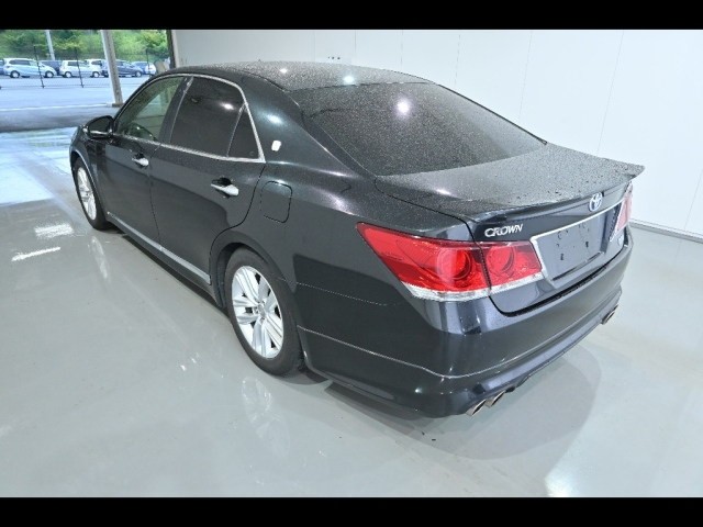 TOYOTA CROWN 2013
